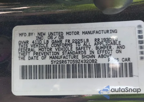2009 Pontiac Vibe Gt z USA, uszkodzony, nr VIN 5Y2SR67059Z432082